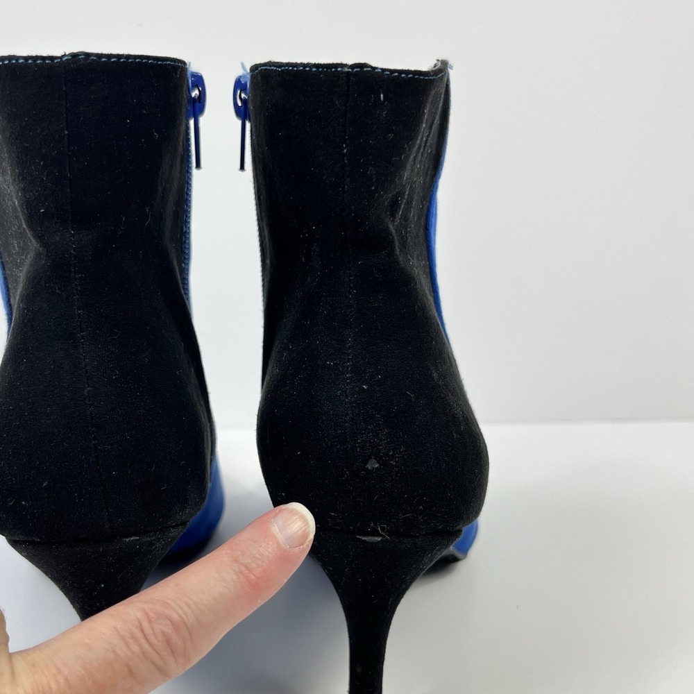 Dolce Womens Suede Stiletto Heel Ankle Boot Size 7.5 Blue Black Modern Sleek - Picture 13 of 13